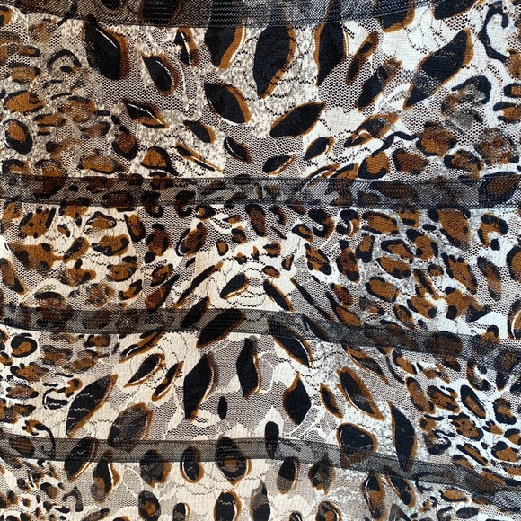 Betsey Johnson Animal Print Strapless Front Zipper Prom Dress - Picture 4 of 9